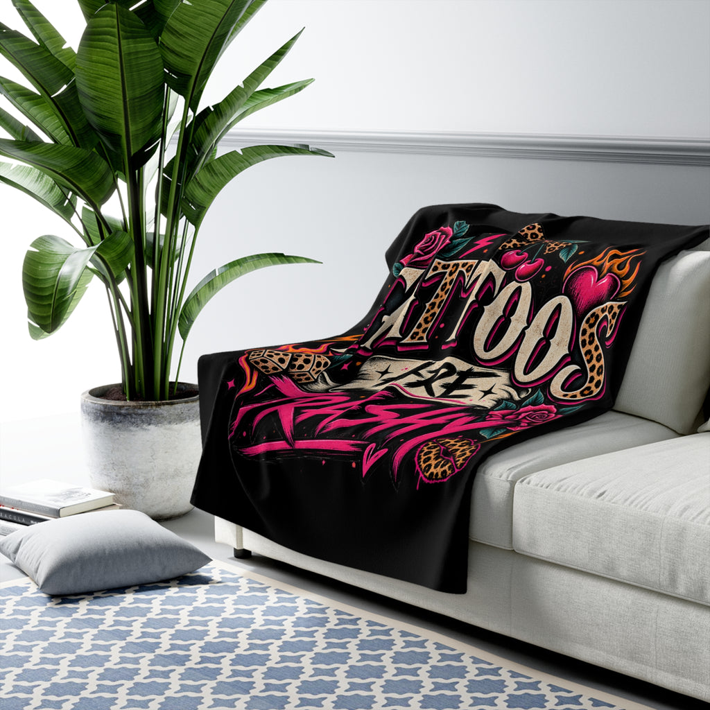 Tattoos Are Trashy Sherpa Blanket – Funny Tattoo Lover Cozy Throw